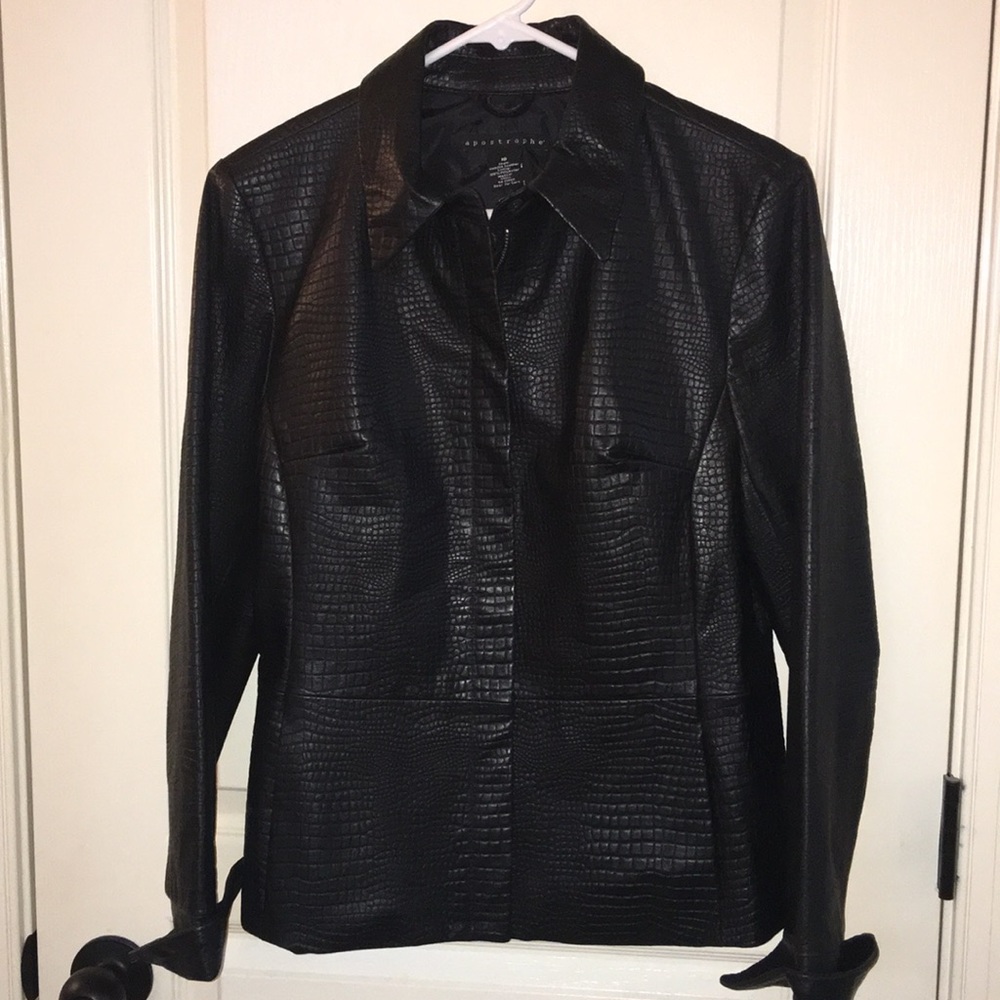 Apostrophe genuine leather jacket with pockets